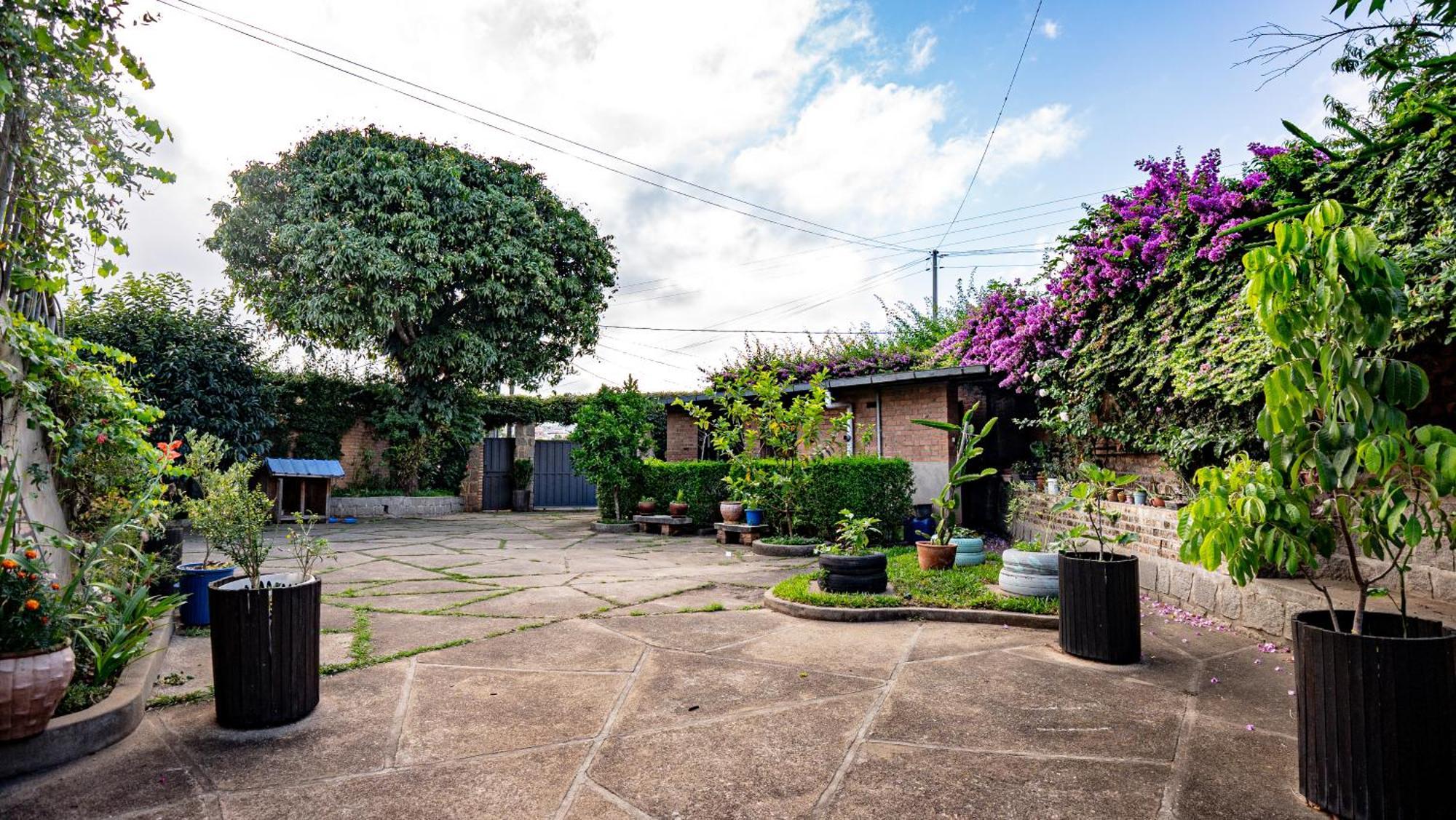 Manga Blue'S Guest House Fianarantsoa Eksteriør billede